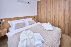 Apartmán KORZO Nové Zámky – detail spálne
