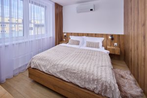 Apartmán KORZO Nové Zámky – spálňa – celkový pohľad