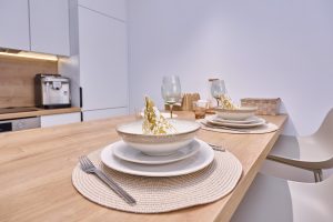 Apartmán KORZO Nové Zámky – pohľad na kuchyňu